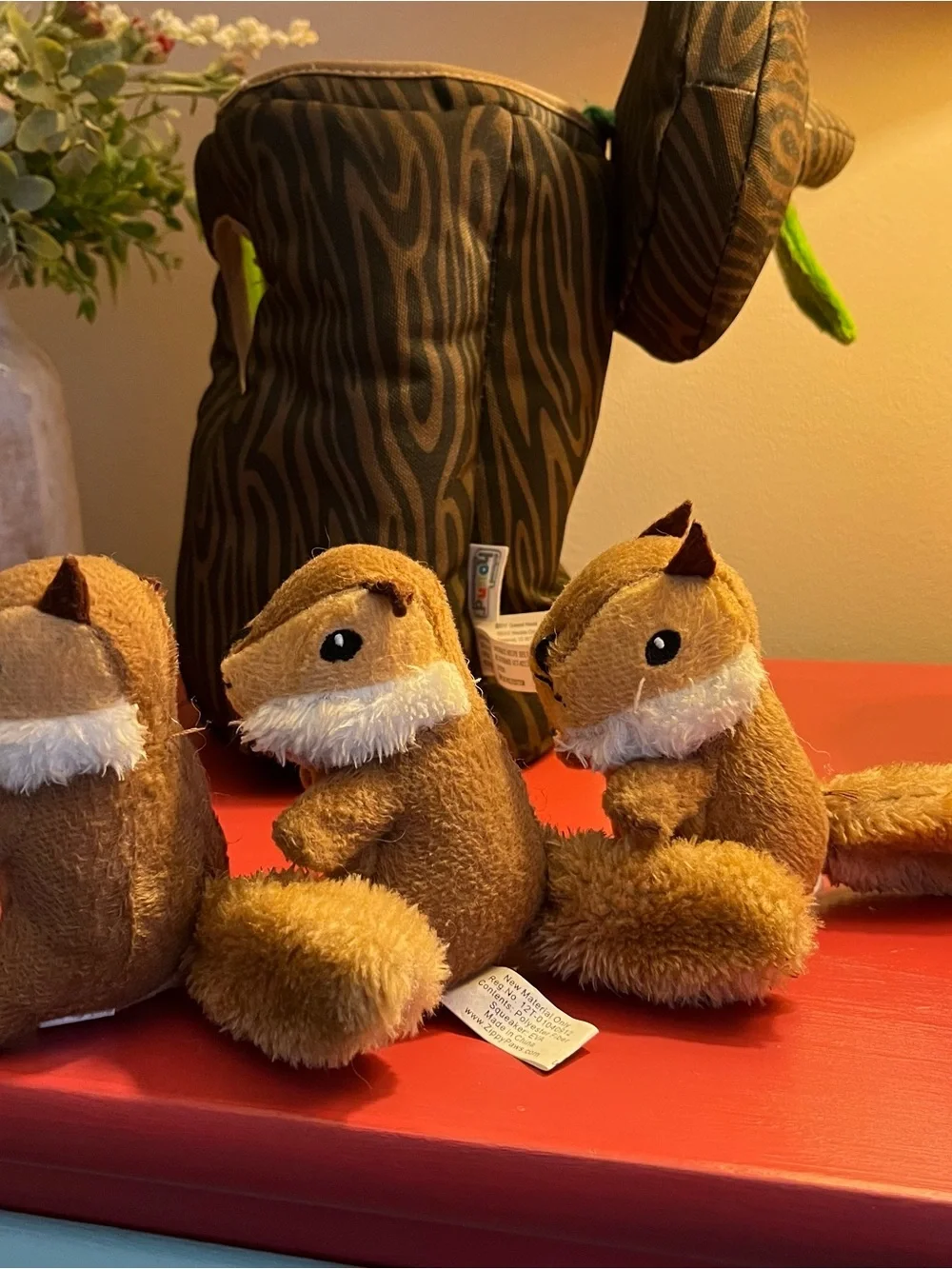 Outward Hound Hide-A-Critter series — Plush Log Hideout with squirrels